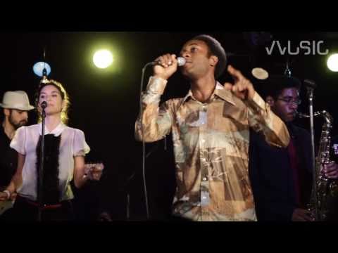 Aloe Blacc - I Need A Dollar (Live at Southpaw)