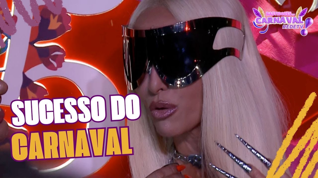 Estrela da noite?! Sabrina Sato é rodeada por repórteres antes de desfile