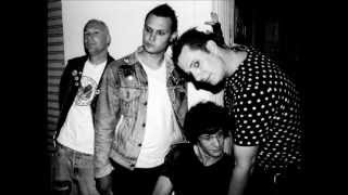 Broken Bottles - &quot;On The Couch&quot;