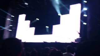 Heatbeat playing Pyramid Scheme Mat Zo feat Chuck D