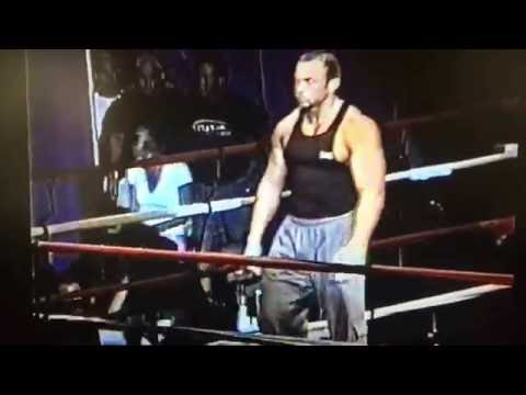 Bobby Wallace vs Chris Elms