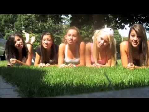 Buket Taşlı ve Arkadaşları-Wannabe