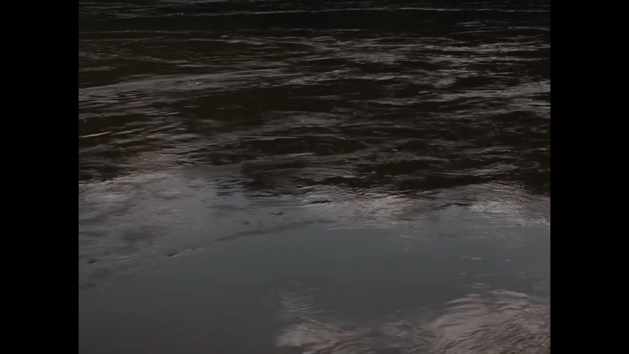 23º Doclisboa | Competição Portuguesa | Água Mãe | Hiroatsu Suzuki, Rossana Torres