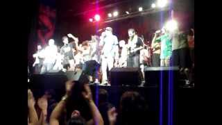 KARAMELO SANTO + AVANTI ESPERANZA - Negro + Lo que importa / No tan Distintos / Final