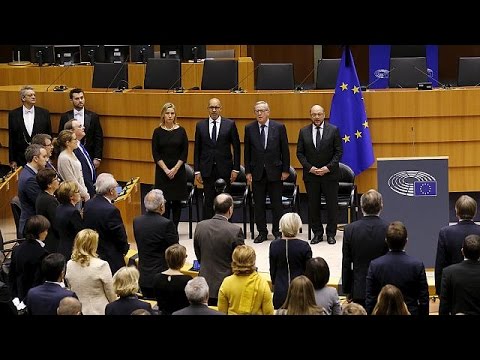 MEPs sing "La Marseillaise"