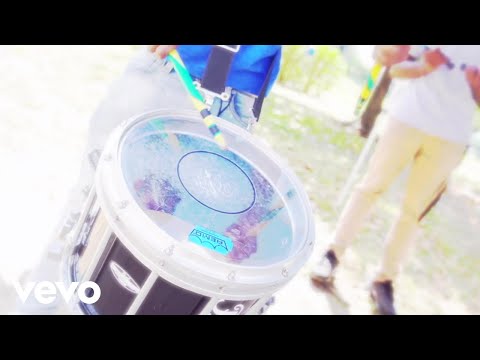 Lexi Gold - Hot Like The Summer