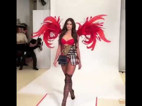 QuickClipsHQ - Taylor Hill Is Red Hot
