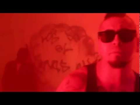 EL GALLINASO -ESTRAGOS & REBEL ft. DEMENTE