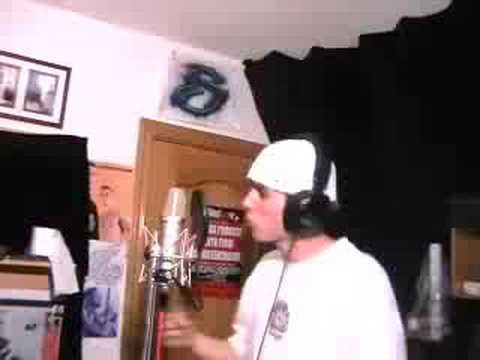 Santaflow - Más fresco que nunca (feat Boki y Norykko)