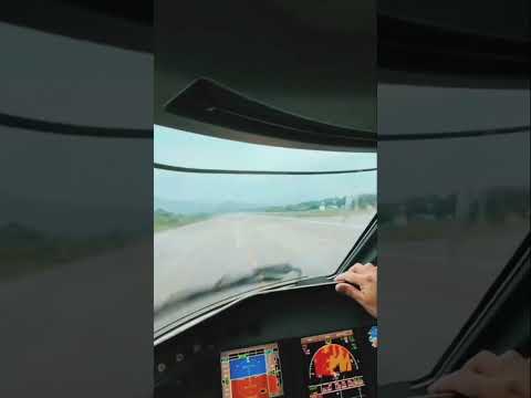 aterrizaje en san Antonio del tachira Venezuela  embraer 190.    video sacado de tiktok