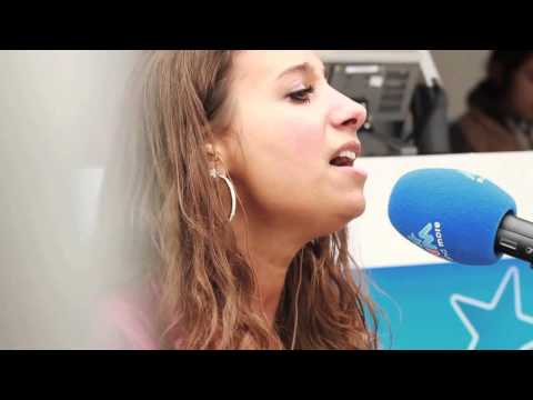 Summerclubconcert: Eva Jacobs - Keep Your Head Up