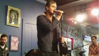 Download lagu Keane - Silenced By The Night (Acoustic) - Live at Amoeba Records in San Francisco mp3