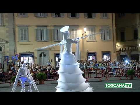 2017-07-07 PRATO - CORTEGGIO STORICO, I FUOCHI TORNANO IN PIAZZA DUOMO