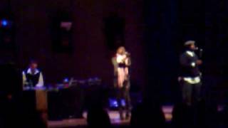 The Foreign Exchange (Live) (Intro), Pt. 1 - Something to Behold