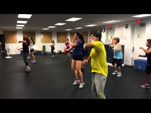 Zumba with Erika El Animal by:Gente de Zona