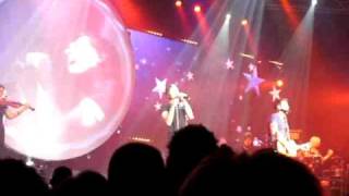 Nick & Simon - Santa's Party