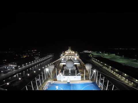 2018-12-01 ms Nieuw Statendam departing Venice, Italy