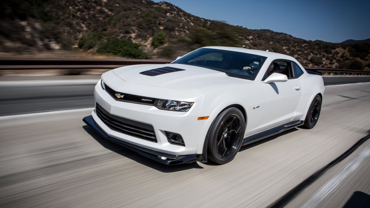 Jay Leno Drives the 2014 Chevrolet Camaro Z/28 - autoevolution, image size:1280x720