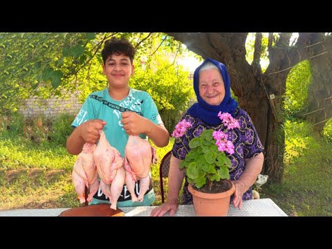POLLO KFC croccante e patatine fritte nel giardino della nonna
