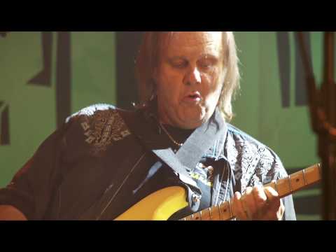 WalterTrout with Supersonic Blues Machine
