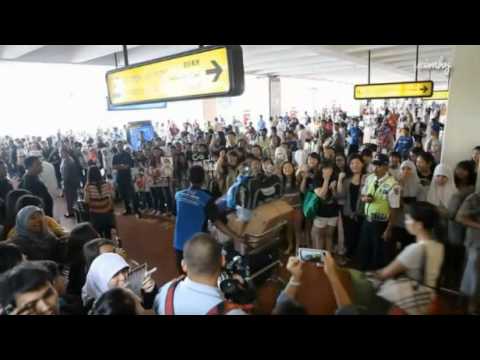 130319 Infinite self camera Intro clip