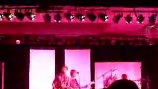 Mae (live) - Sometimes I Can&#39;t Make it on My Own