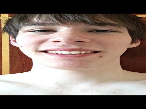 Fola tienes una cara de virgen que no puedes con ella.