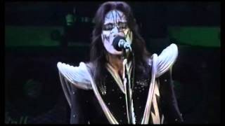 KISS 2000 Man and Ace Frehley Guitar Solo The Last KISS DVD (HD)