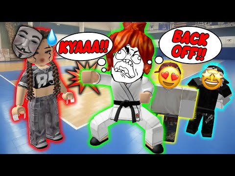 🥓 BACON GIRL SAVED ME FROM AN ONLINE SCAMMER 💸 #roblox #robloxstory