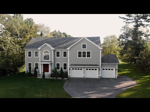 6 Reiling Pond Road, Lincoln MA - Spacious and Chic Contemporized-Colonial
