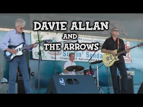 Davie Allan & The Arrows - Live at the Huntington Beach Pier - September 20, 2015