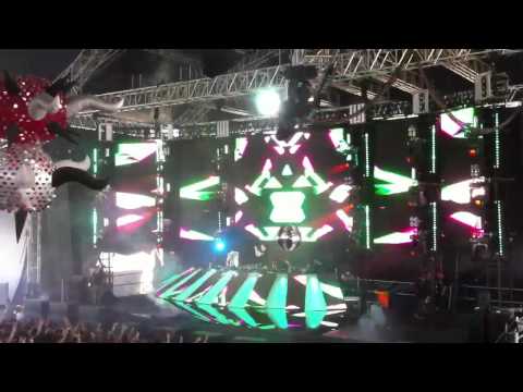 ASOT 500 - UMF Miami - 3/27/2011 - Gareth Emery - clip