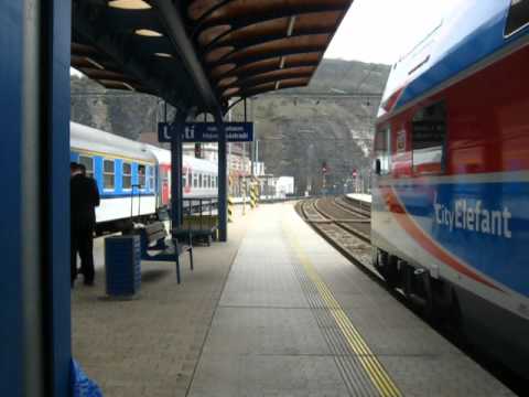 Hlášení o příjezdu osobního vlaku 6808 ve stanici Ústí nad Labem hl.n.