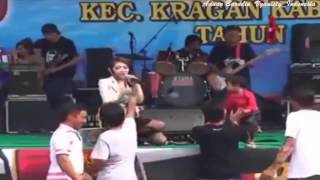 Download lagu OM SERA VIA VALLEN LUMPUHKAN INGATANKU mp3 Download lagu OM SERA VIA VALLEN LUMPUHKAN INGATANKU mp3