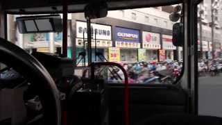 preview picture of video 'ホーチミン・シティの路線バスに乗る / Ride on a Bus in Ho Chi Minh City'