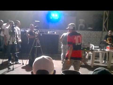 Mc C2:: Medley na Roda de Funk, ES :: (só uma palinha)