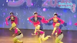 Download lagu TARIAN MELAYU MEMUKAU di Indonesia World Dance Festival 2025 - Tarian Zapin team.GSSP malaysia mp3