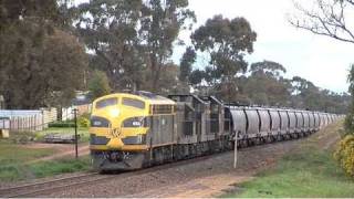 preview picture of video 'B74-T320-T357-T378 Maryborough Sun 29/08/10'