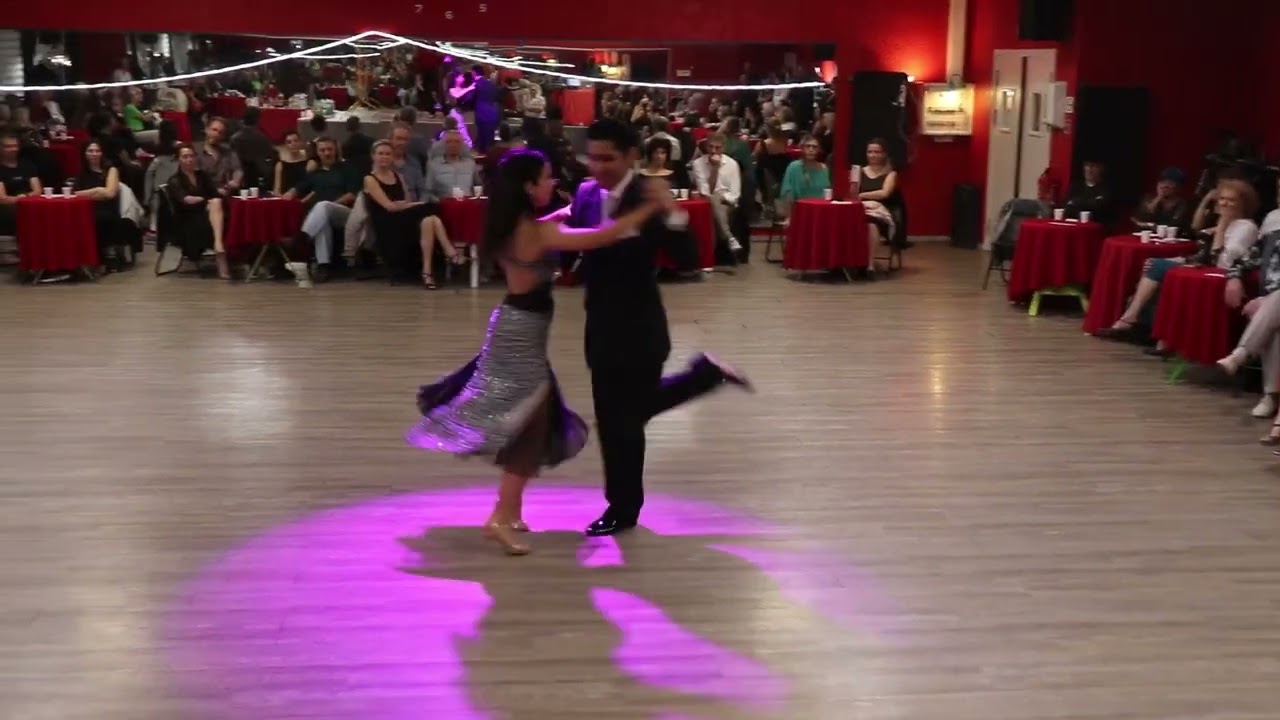 Florencia & Hernan Rodriguez en milonga Le Bandoneon Antibes 18-2-2023
