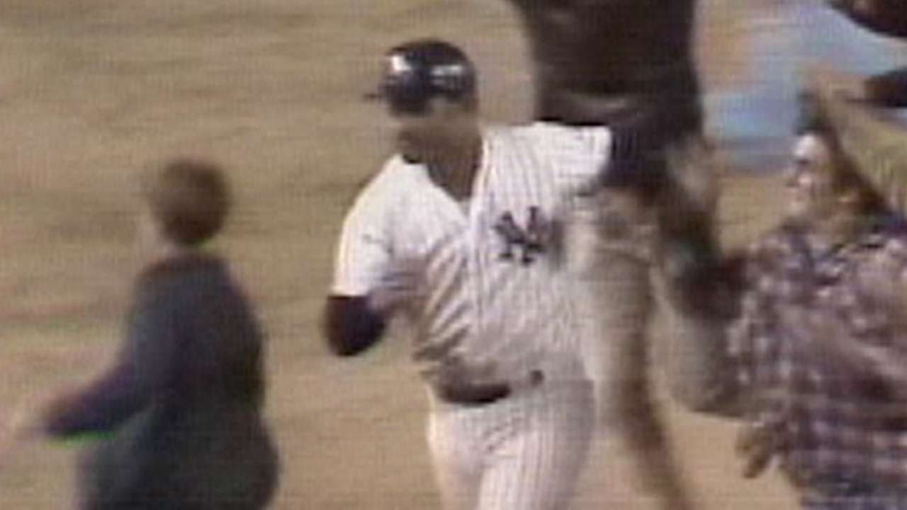 1976 ALCS, Gm 5: Chambliss sends Yanks to Series