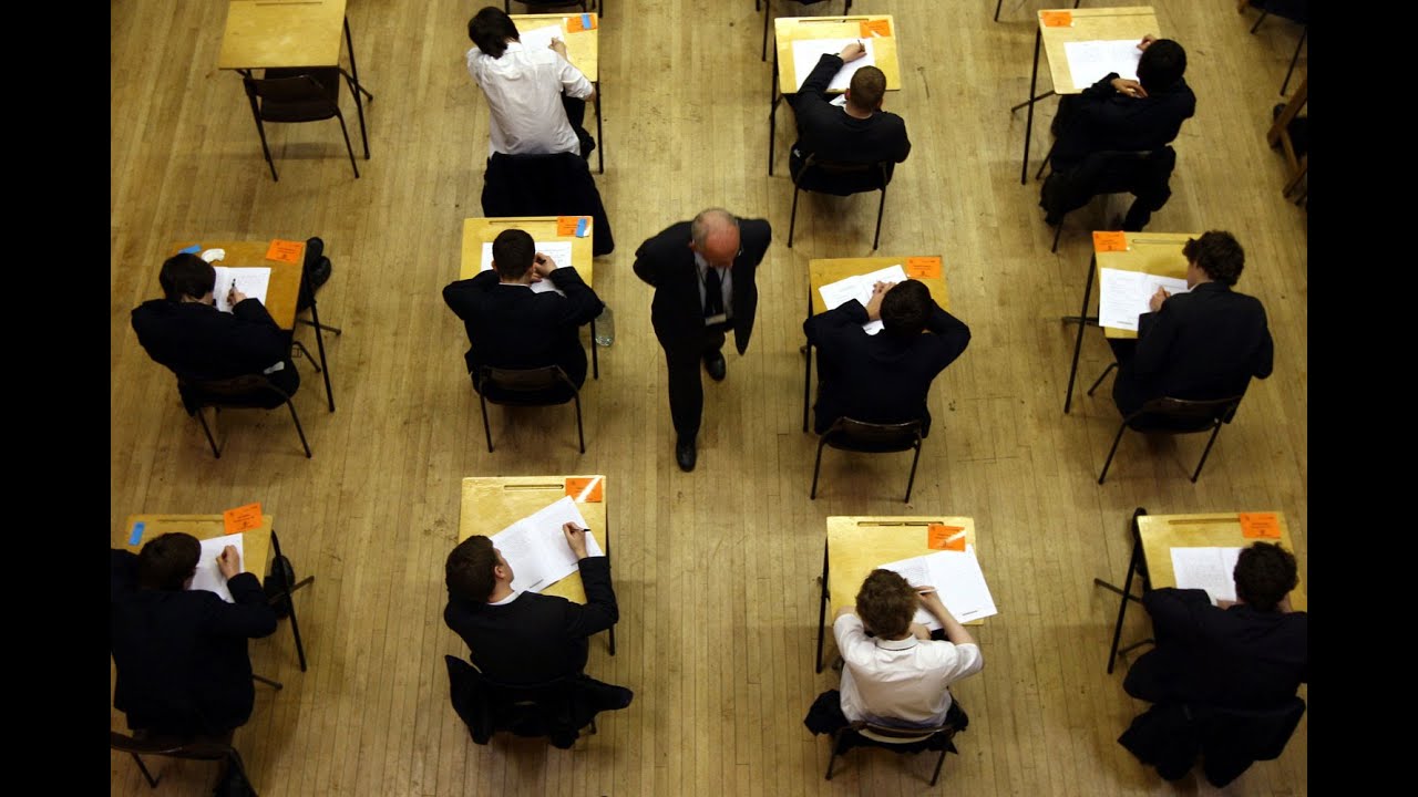 A-Level results and grades explained: Is a D or an E a pass?