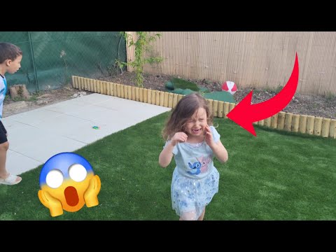 But WHY is Maïssa CRYING when we're having FUN as a family????