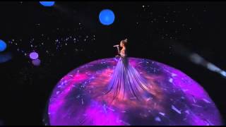 Jennifer Lopez: &quot;Feel the Light&quot; ( Amaizing Show )