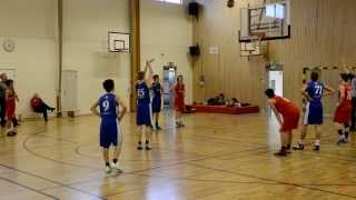 preview picture of video 'Basket Pojkar U15 div 2: Spånga Basket hos Uppsala Basket Vit, 2014-03-23'