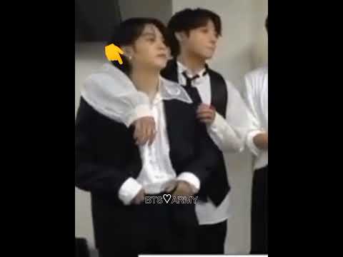 Тэхён ревнует Чонгука😏🐯🐰💚💜 #taekook #vkook