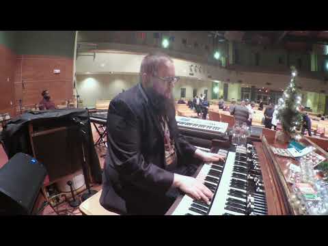 Offering/Great Things - Greater Mt Sinai COGIC - 12/13/19 - Dan "Spiffy" Neuman, organ