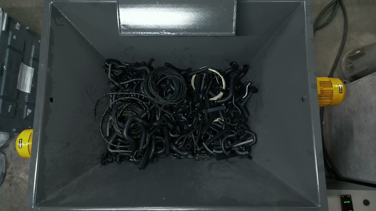 GENOX M800-Y | Kauçuk Hortum Parçalama Uygulaması