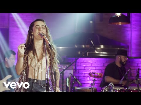 Quem Beijou, Beijou - Lauana Prado