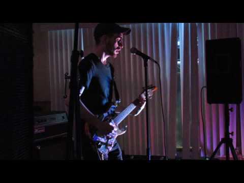 Lev Ziskind live at BPV - Neutral Milk Hotel covers