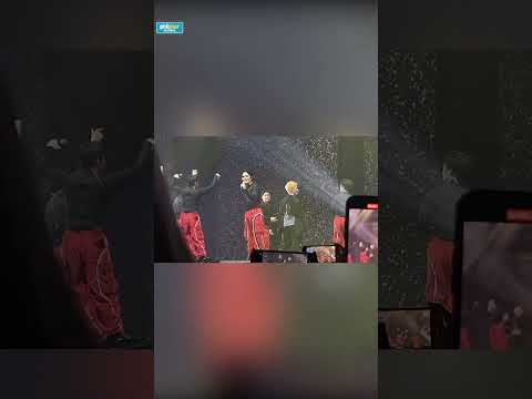 Terry Zhong and SB19 dance to their collaboration song "Moonlight" at the "Pagtatag" tour finale